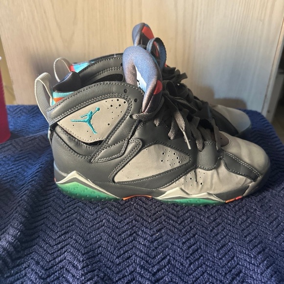 Nike Air Jordan 7 Retro size 6y big kids youth sneakers big boy or girl shoe - Picture 2 of 8